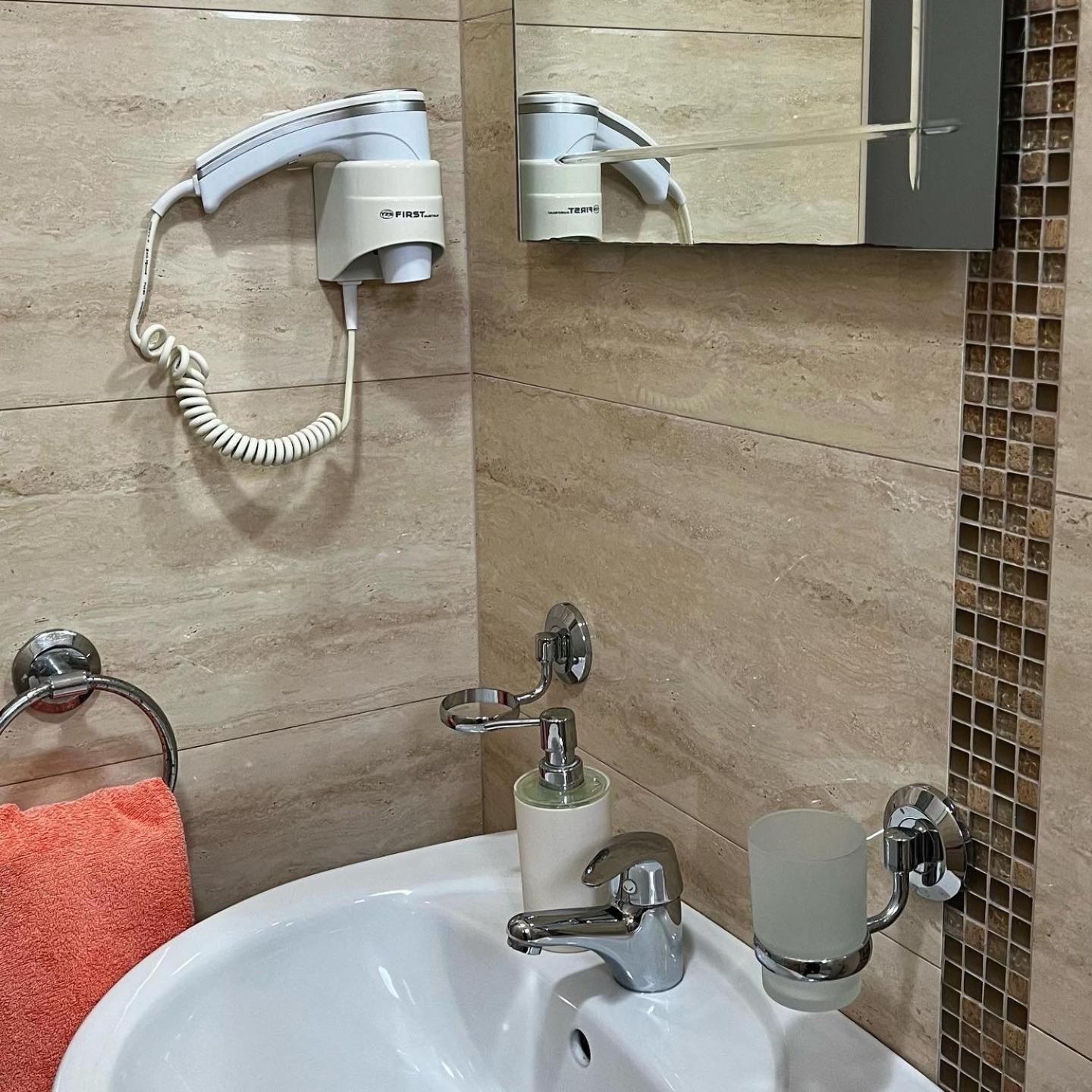 Apartmani Luksic 수토모레 외부 사진